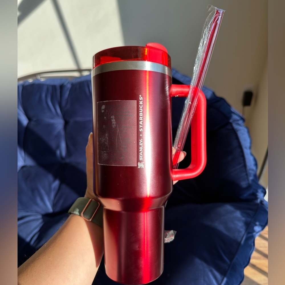 NWT 2023 Stanley x Starbucks Red Holiday 40oz Tumbler